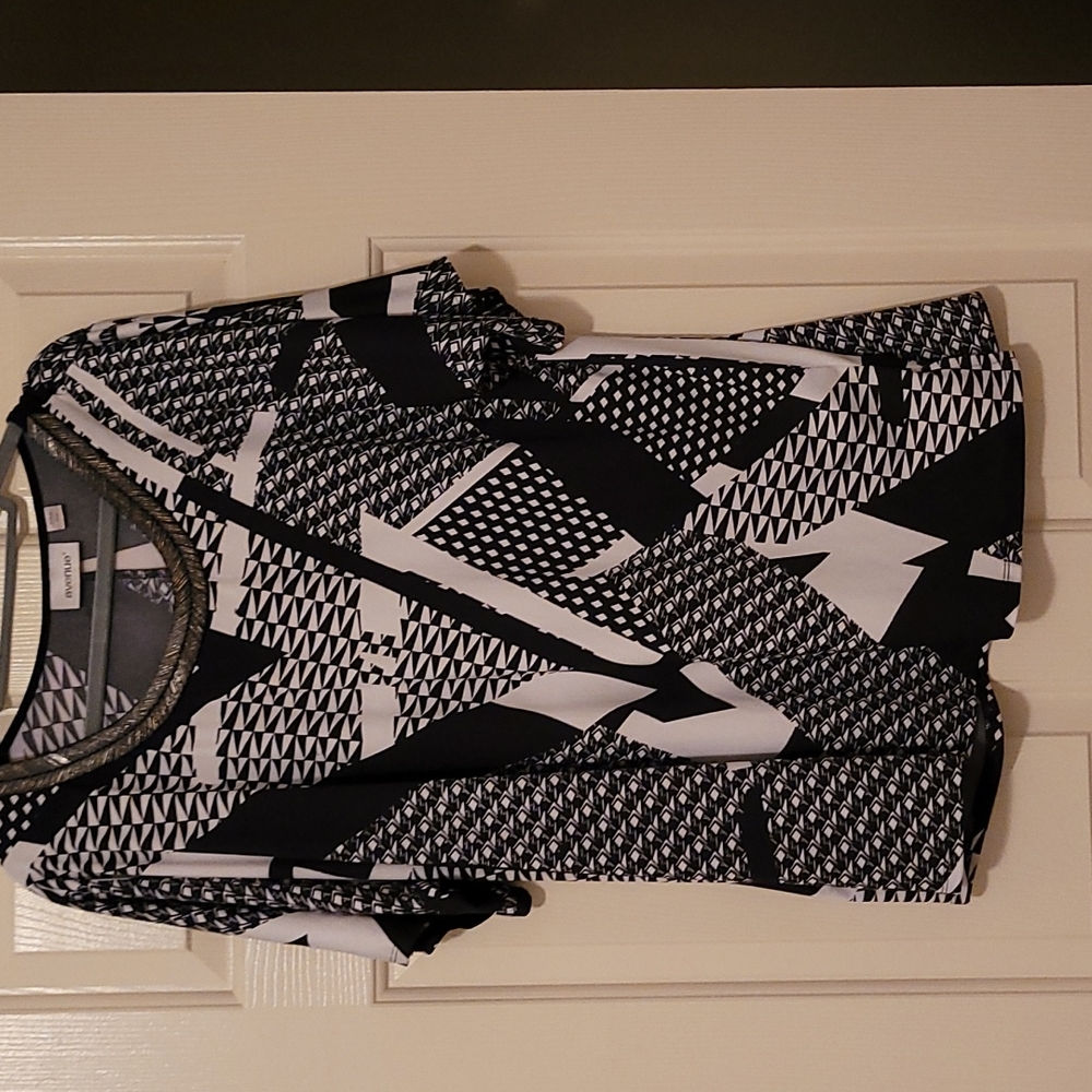 Black and white jeweled top